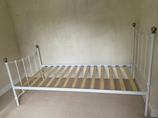 Single Iron/Metal Bed Frame in White (with wooden sprung slat system) 6ft x 3ft
