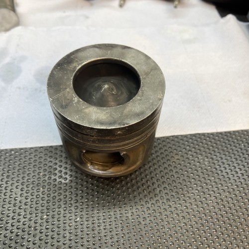 Bmw series engine piston - 5,