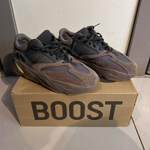 Adidas yeezy boost 700 mauve - adidas,