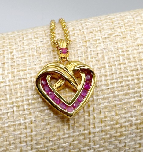 The danbury mint necklace - danbury,