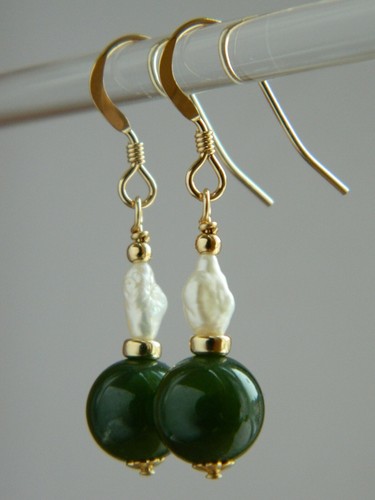 Vintage genuine green nephrite - vintage,