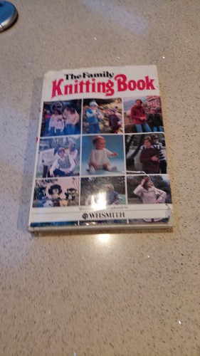 Knitting book lots of - ,