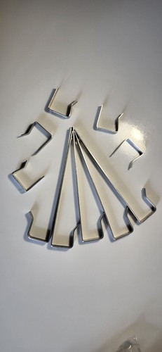 Dry hip top tail clips - hip,