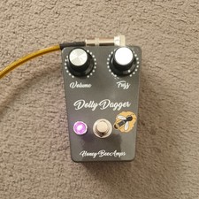 Honey Bee Amps Dolly Dagger Fuzz Guitar Effects Pedal Boxed - FREE POSTAGE