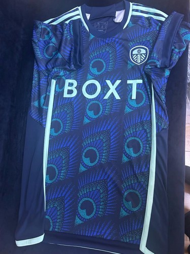 Adidas leeds utd 2023 away - leeds,