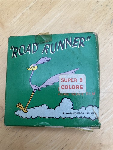 Vintage super 8mm road runner - super,