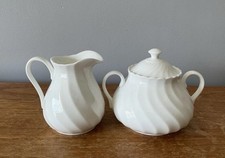 Wedgwood Candlelight - Milk Jug and Sugar Bowl Lidded  (Tea) VGC