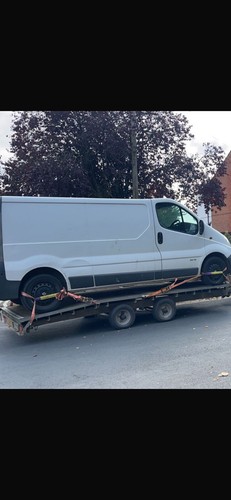 Vauxhall vivaro renault - vauxhall,