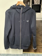 FRED PERRY NAVY BLUE HOODED ZIP THROUGH SWEATSHIRT SIZE LARGE 42" CHEST RRP £109