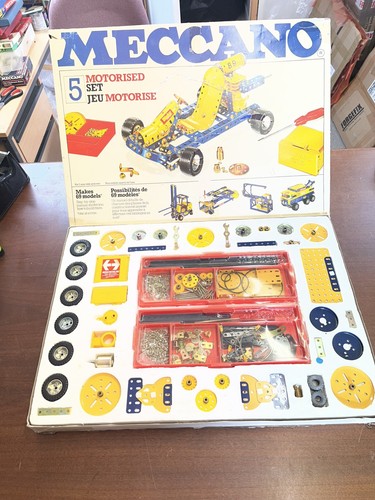 Vintage meccano motorised set - meccano,