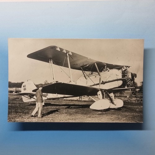 Ww2 aircraft postcard c1940 - aircraft,