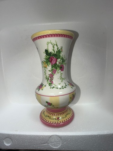 Vtg laura ashley - laura,
