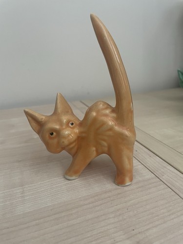Sylvac pottery scaredy cat - sylvac,