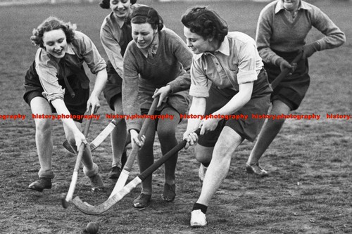 F008101 ats girls play - girls,