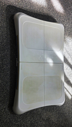 Nintendo wii balance board - nintendo,