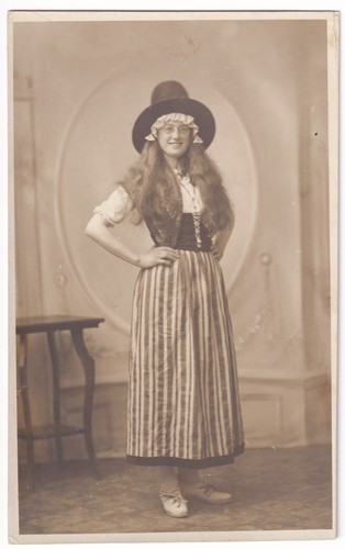 Traditional welsh costume - traditional,