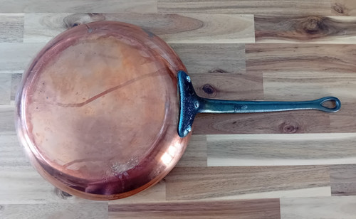 Large heavy vintage - heavy,