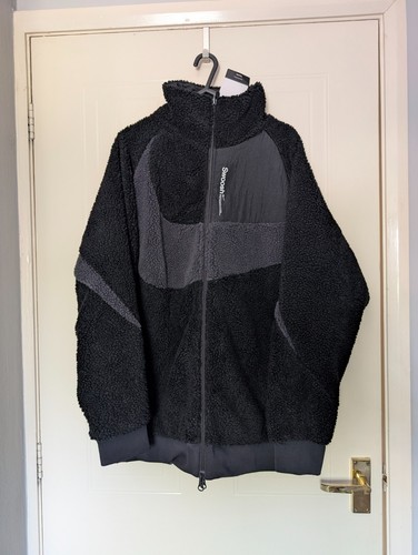 Nike big swoosh - nike,