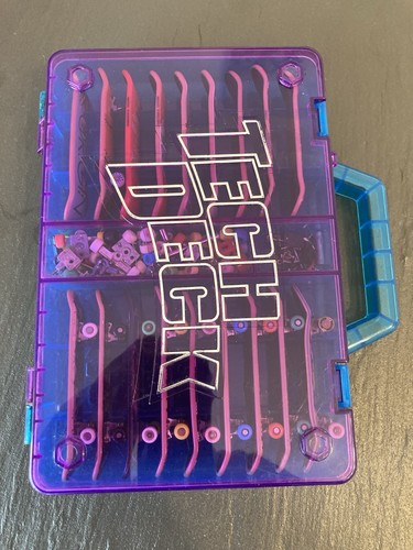 Tech deck carry display - tech, carry/display