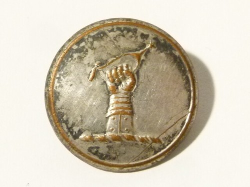 Silvered livery button gloved - silvered,