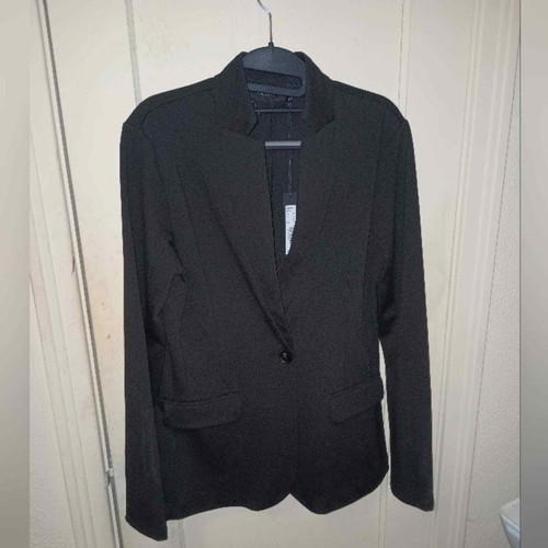 Nwt tahari black suit - nwt,