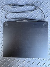 Wacom CTH-690  Intuos Art Black Pen and Touch Graphics Tablet - Black with pen