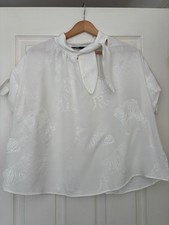 Zara Women’s White Tie Knot