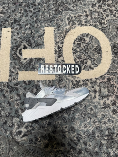 Nike air huarache run - nike, wolf