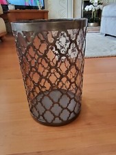 LARGE QUATREFOIL HURRICANE LANTERN