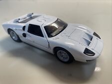 White Kinsmart 1966 Ford GT40