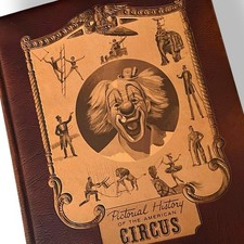 Vtg Pictorial History of the