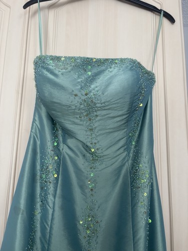 Green prom dress stunning - prom, dress,