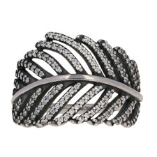 New Authentic Pandora Ring