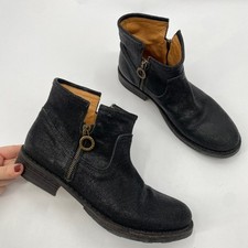 Fiorentini + Baker black