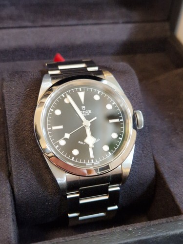 Tudor black bay heritage - tudor,