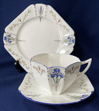 Shelley Blue Iris Queen Anne