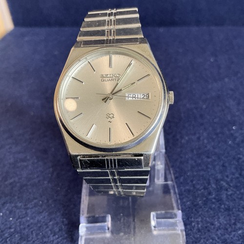 Seiko 6923 800 - seiko, view