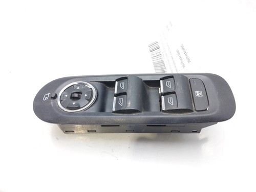 7s7t14a132bc front window - front,