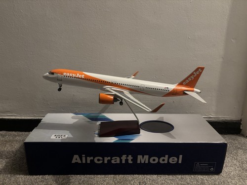 Rare 47cm easyjet a321 model - easyjet,