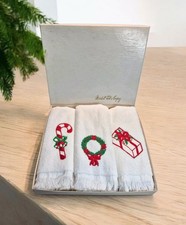 Vintage 1973 Xmas Fingertips Marshall Field's Martex Hand Towels Company Gift