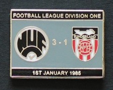 PIN BADGE - NEWCASTLE v