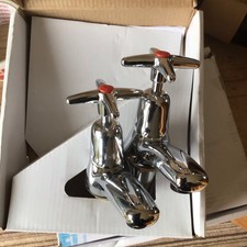 SWAN X TOP 1/2 BASIN PILLARS -