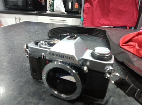 Olympus 35mm slr - (om20),