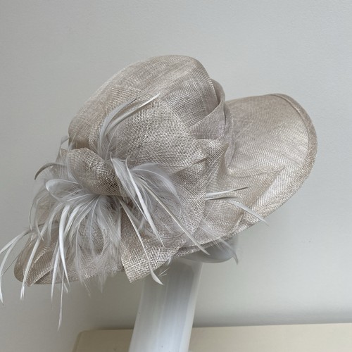 New hat studio - hat,