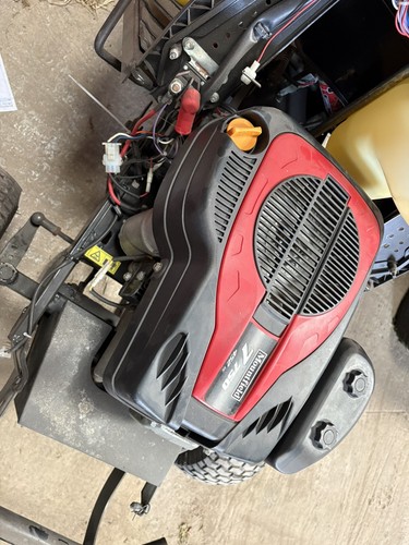 Mountfield ride mower - on,