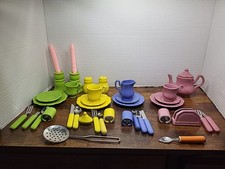 Vintage Frenzy Toys Tea Set
