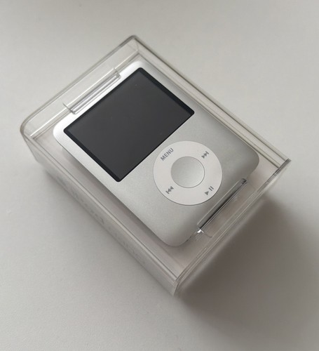 New sealed old stock apple - new,