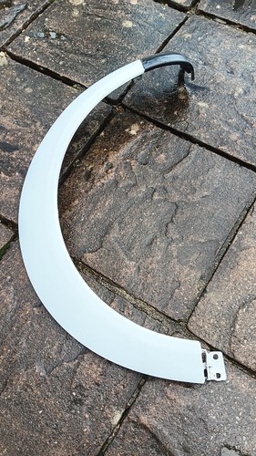 Audi wheel arch - wheel,