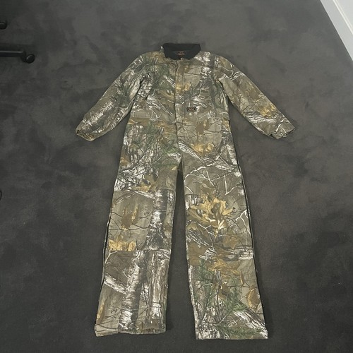 Walls large 38w - 28l, realtree
