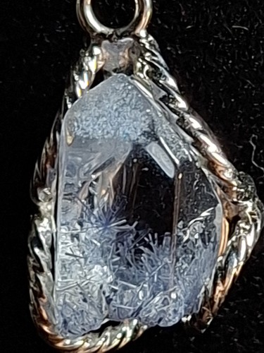 Blue dumortierite pendant - blue,